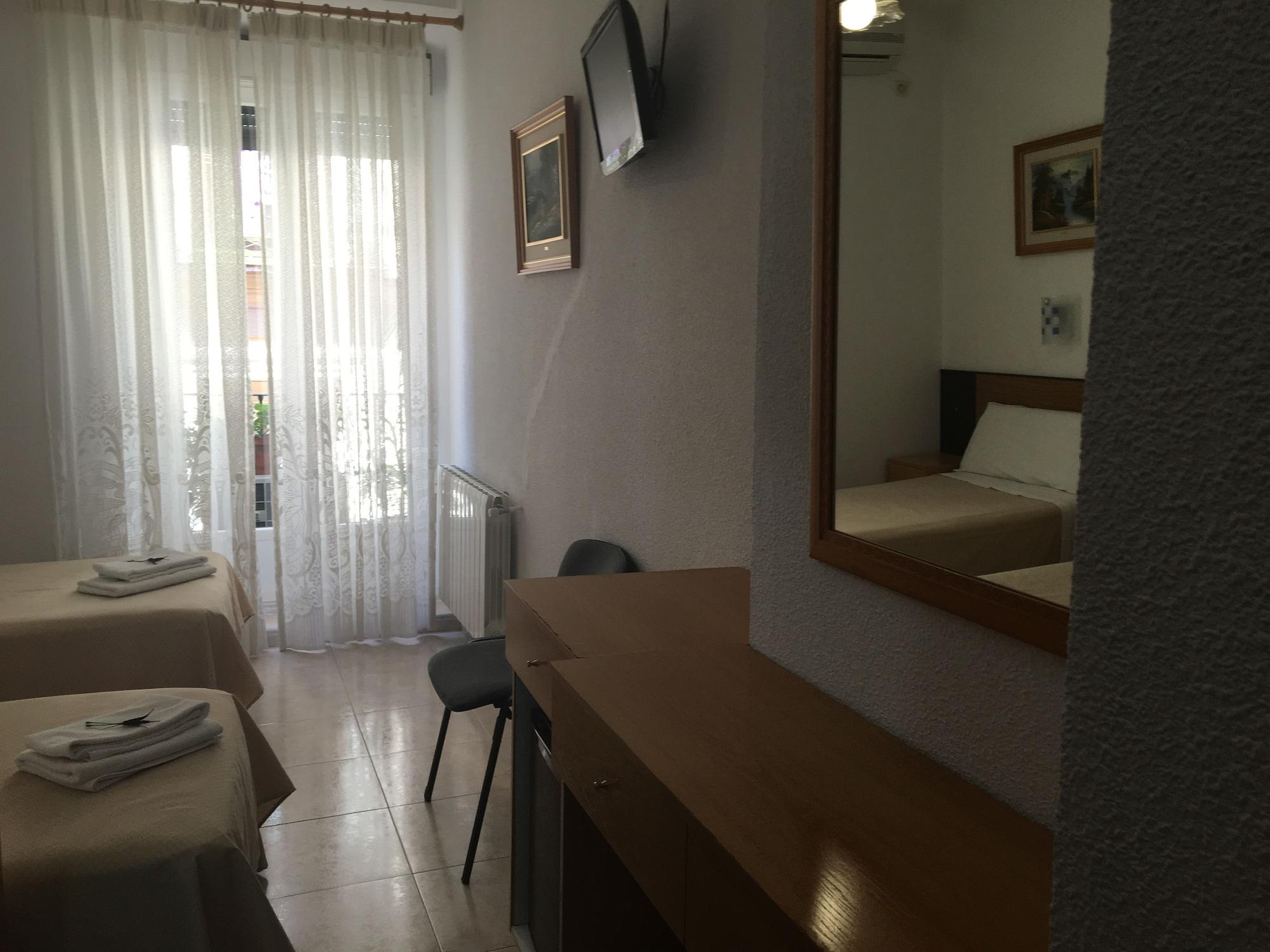 Hostal Lido Madrid Ngoại thất bức ảnh
