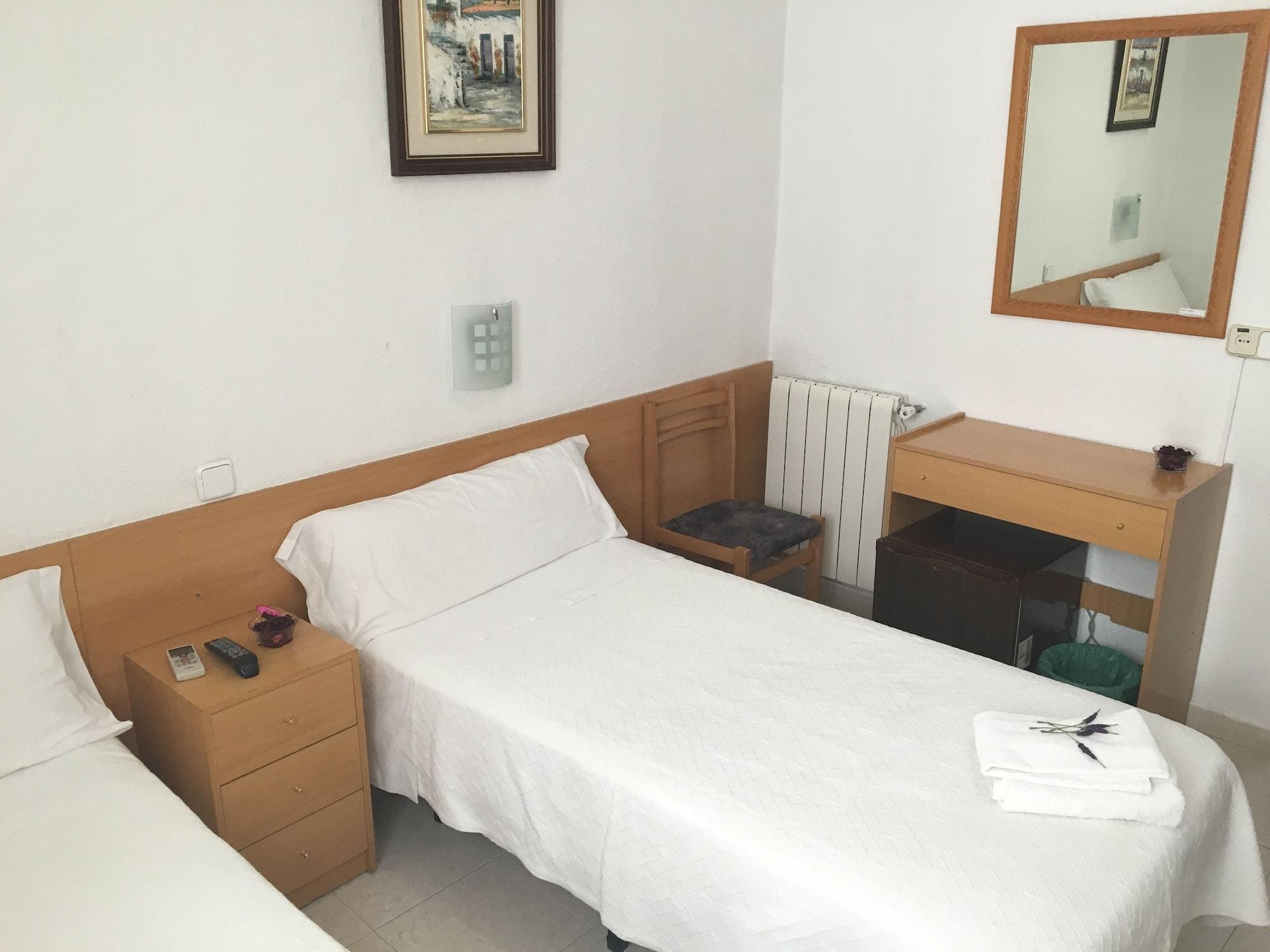 Hostal Lido Madrid Ngoại thất bức ảnh