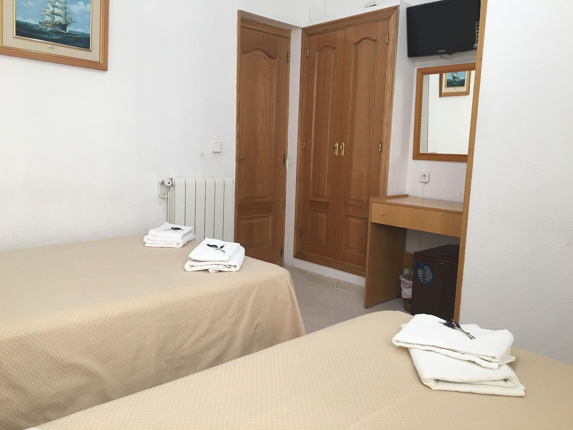 Hostal Lido Madrid Ngoại thất bức ảnh