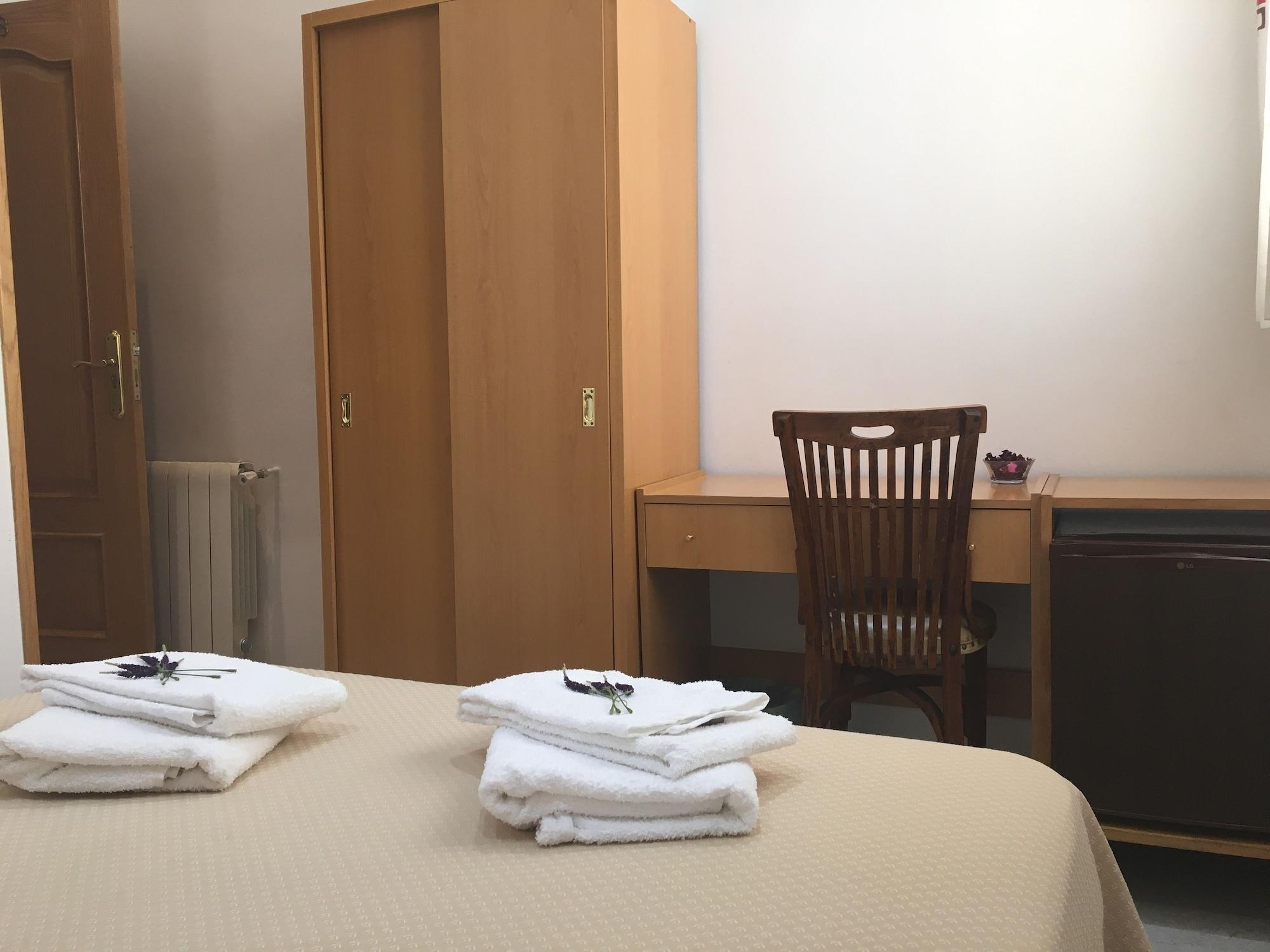 Hostal Lido Madrid Ngoại thất bức ảnh