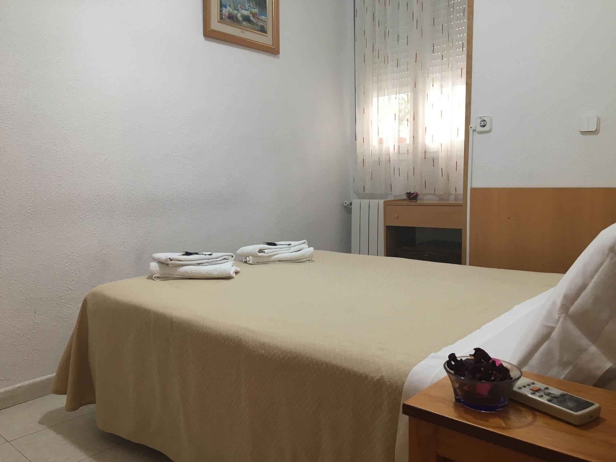 Hostal Lido Madrid Ngoại thất bức ảnh