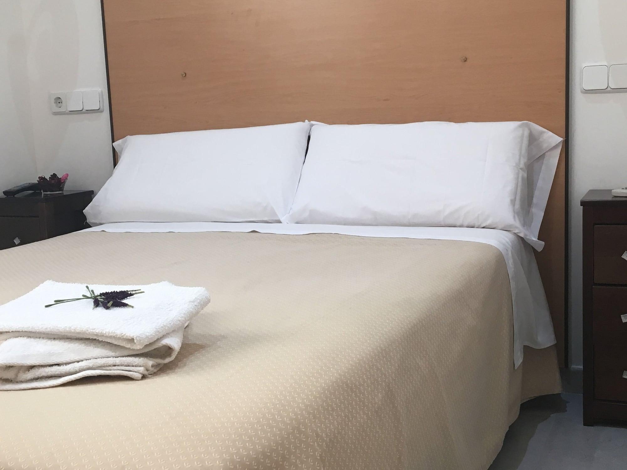 Hostal Lido Madrid Ngoại thất bức ảnh
