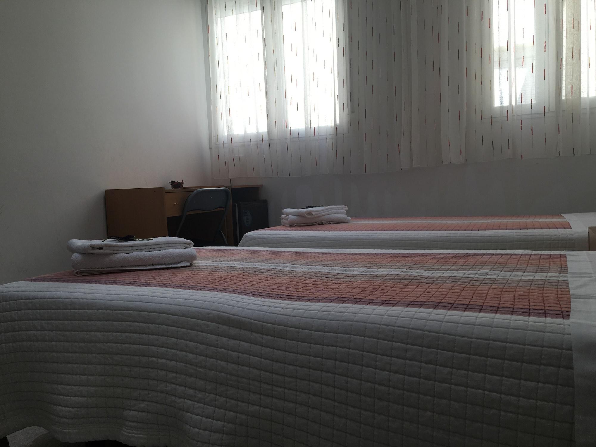 Hostal Lido Madrid Ngoại thất bức ảnh