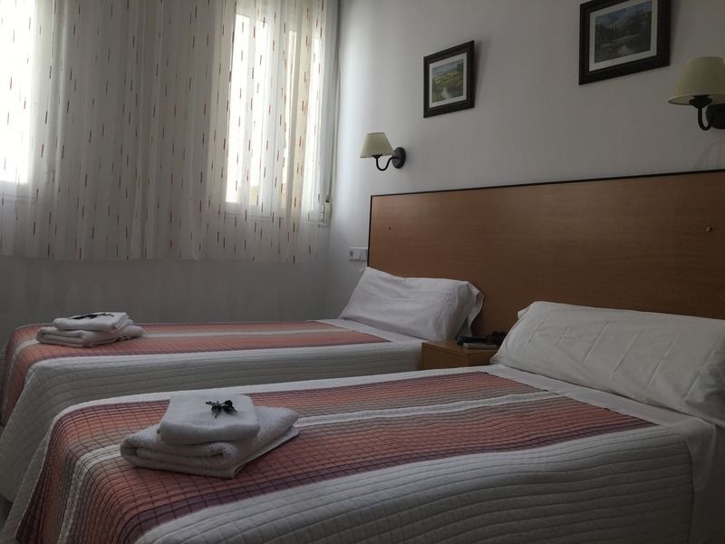 Hostal Lido Madrid Ngoại thất bức ảnh